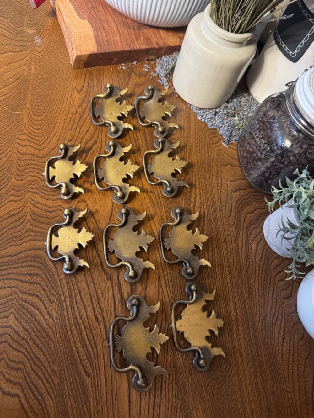 70’sVintage Mid Century Gold/Black Toned set of 10 metal Drawer Pulls- 8 LG/2 SM
